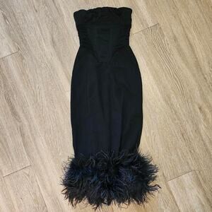 House of CB 'Fionula' Black strapless feather dress